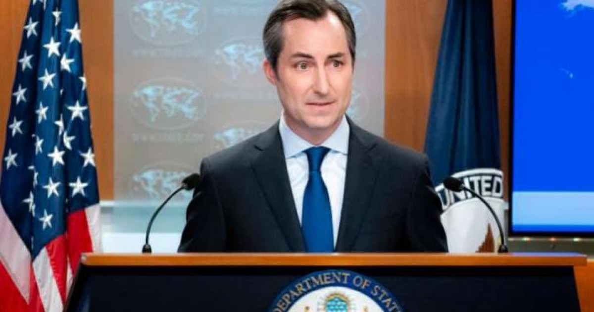 Установите соответствие между числом. Какой знак нужно поставить между 4 и 5 чтобы было больше 4 но меньше 5. Ответы 8 6 13 8. Каждому из четырёх чисел в левом столбце соответствует отрезок. Число между 13 8 13 9.